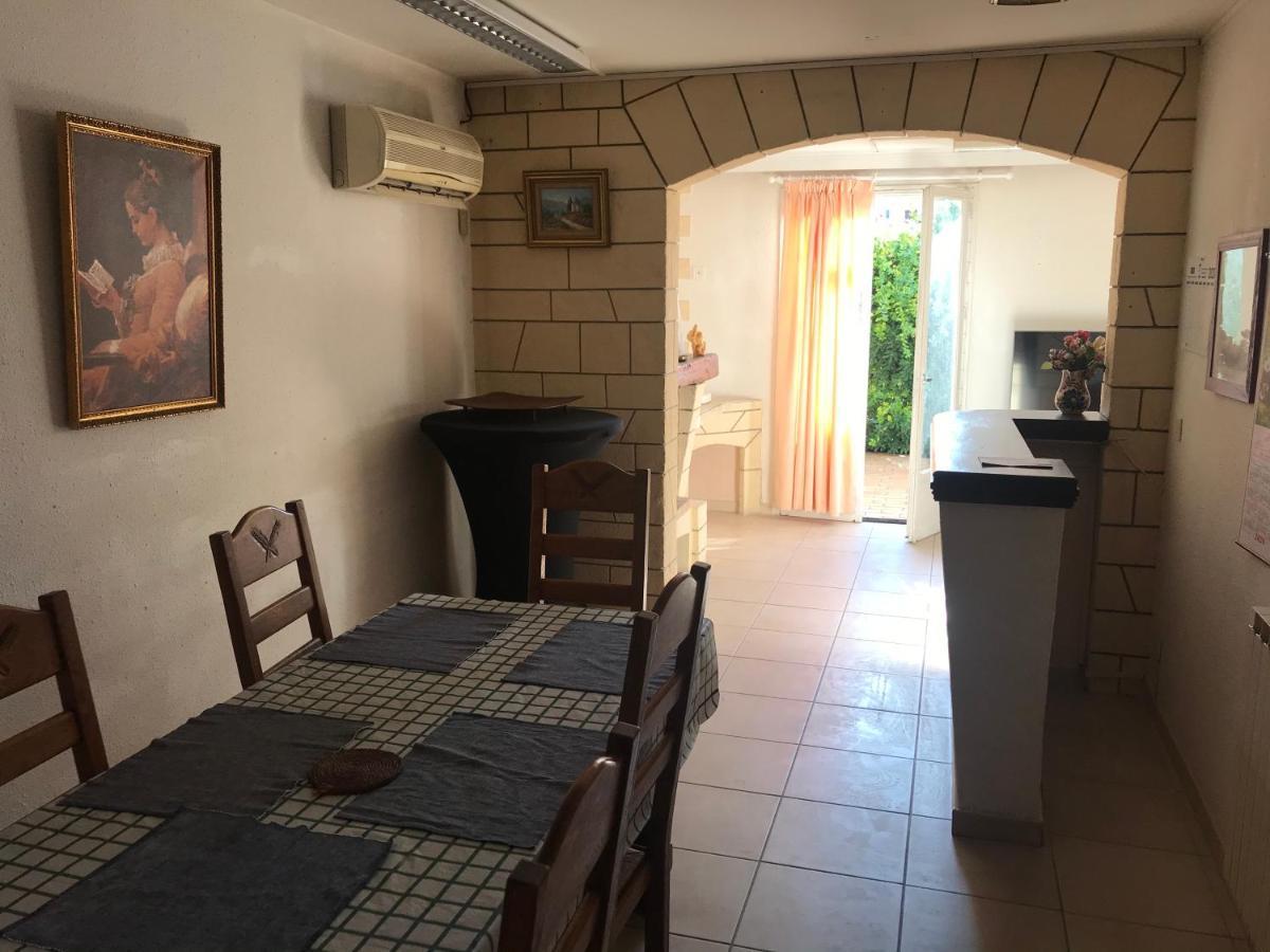 Bora Villa Béziers Eksteriør bilde